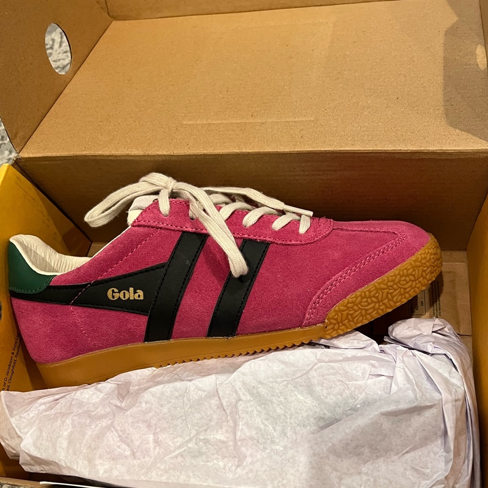 Gola Classics Women's Elan Fuchsia Sneakers NWT